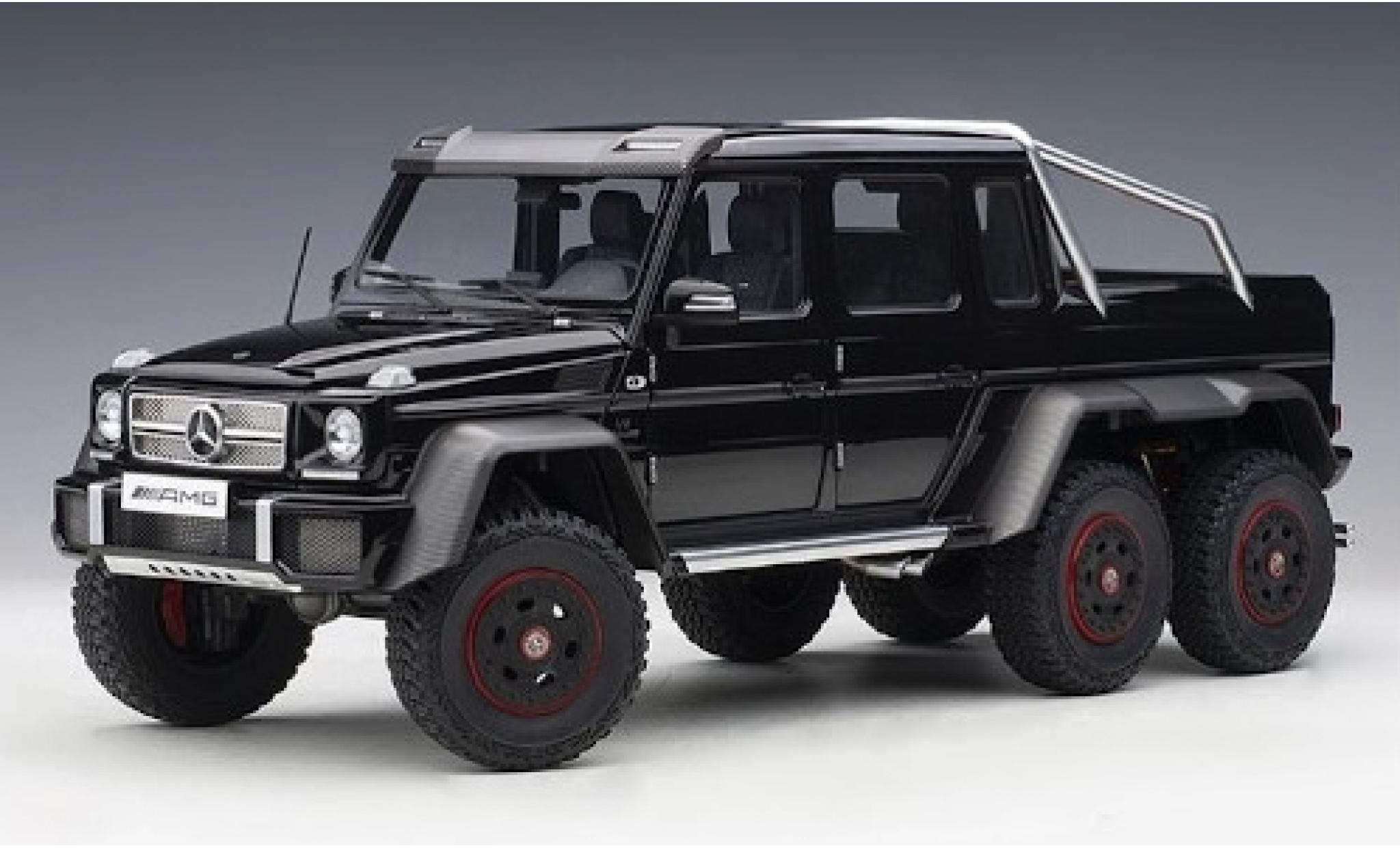 Mercedes Classe G 1/18 AUTOart G63 AMG 6x6 nero 2013 modellino in miniatura