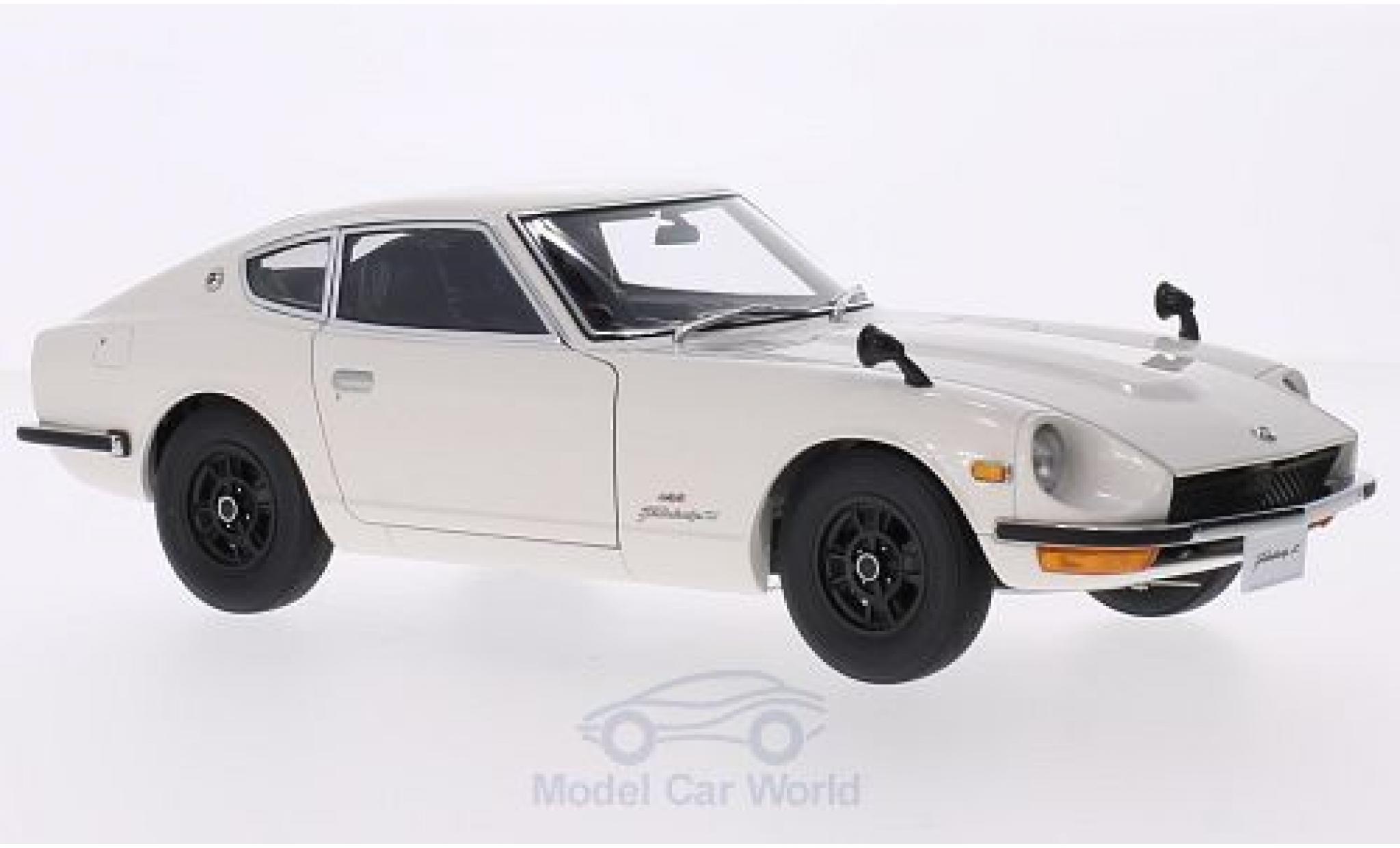 Nissan Fairlady Z S30 1/18 AUTOart 432 (PS30) bianco RHD 1969 modellino in miniatura