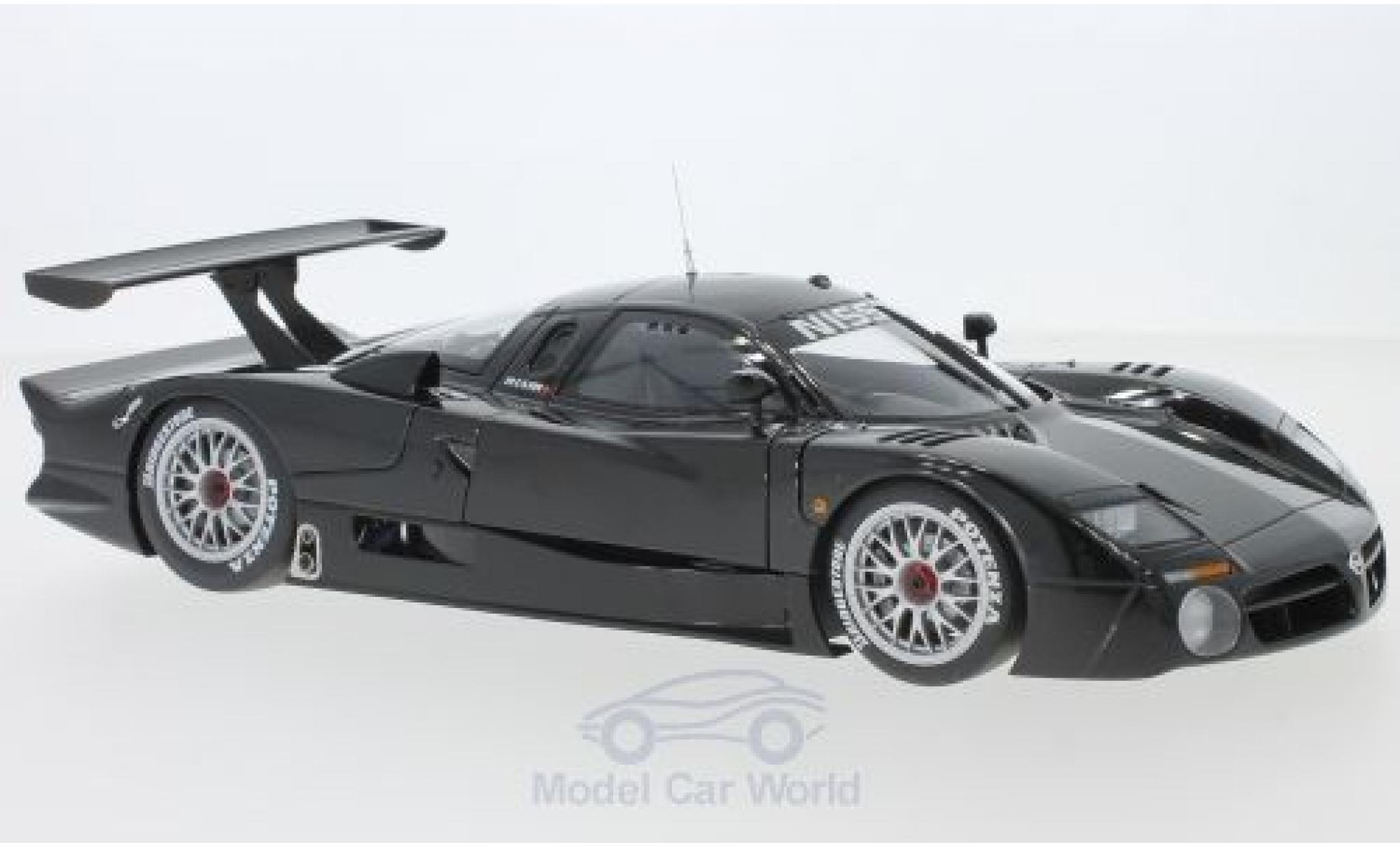 Nissan R390 1/18 AUTOart GT1 Le Mans nero 1998 modellino in miniatura