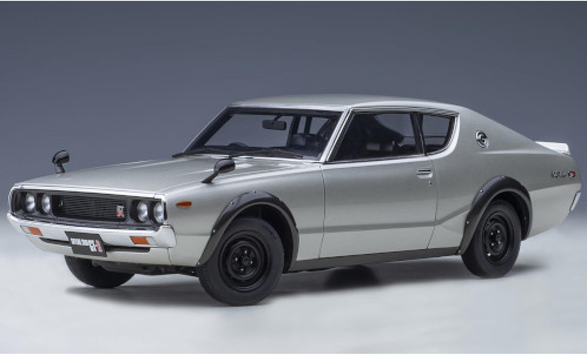 Nissan Skyline 1/18 AUTOart 2000 GT-R (KPGC110) grigio RHD 1973 modellino in miniatura