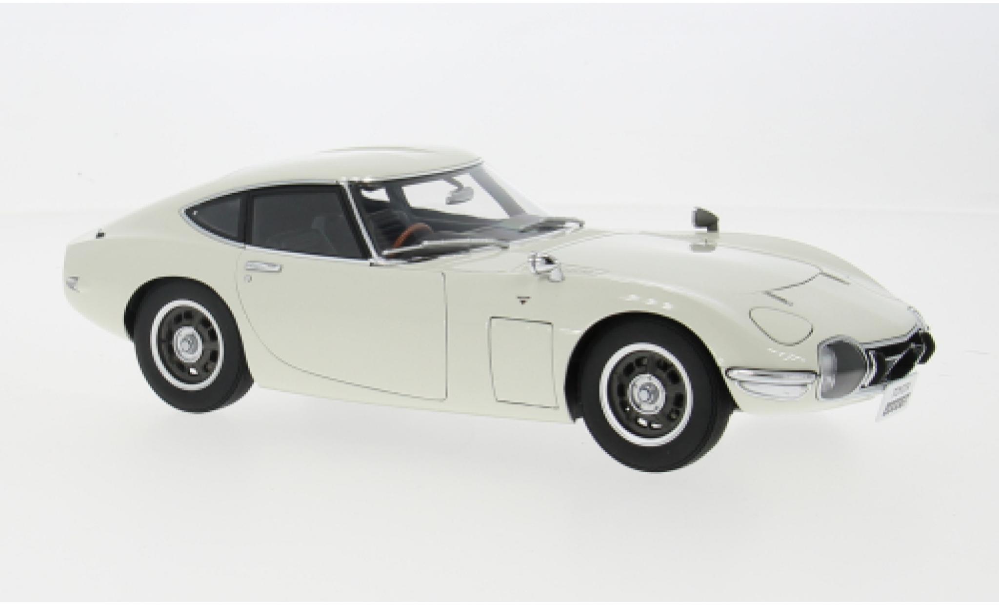 Toyota 2000 GT 1/18 AUTOart weiss 1:18 modellino in miniatura