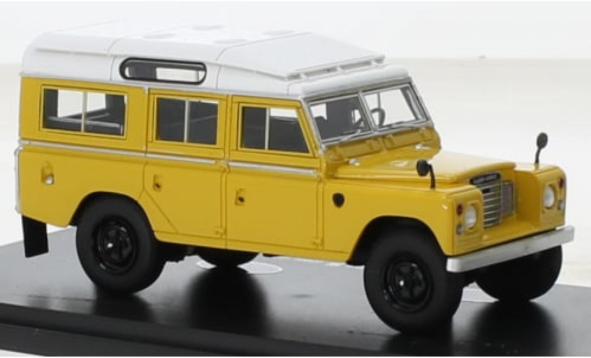 Land Rover 109 1/43 AutoCult Autocult/Avenue 43 Series III gelb/weiss 1975 1:43 modellino in miniatura