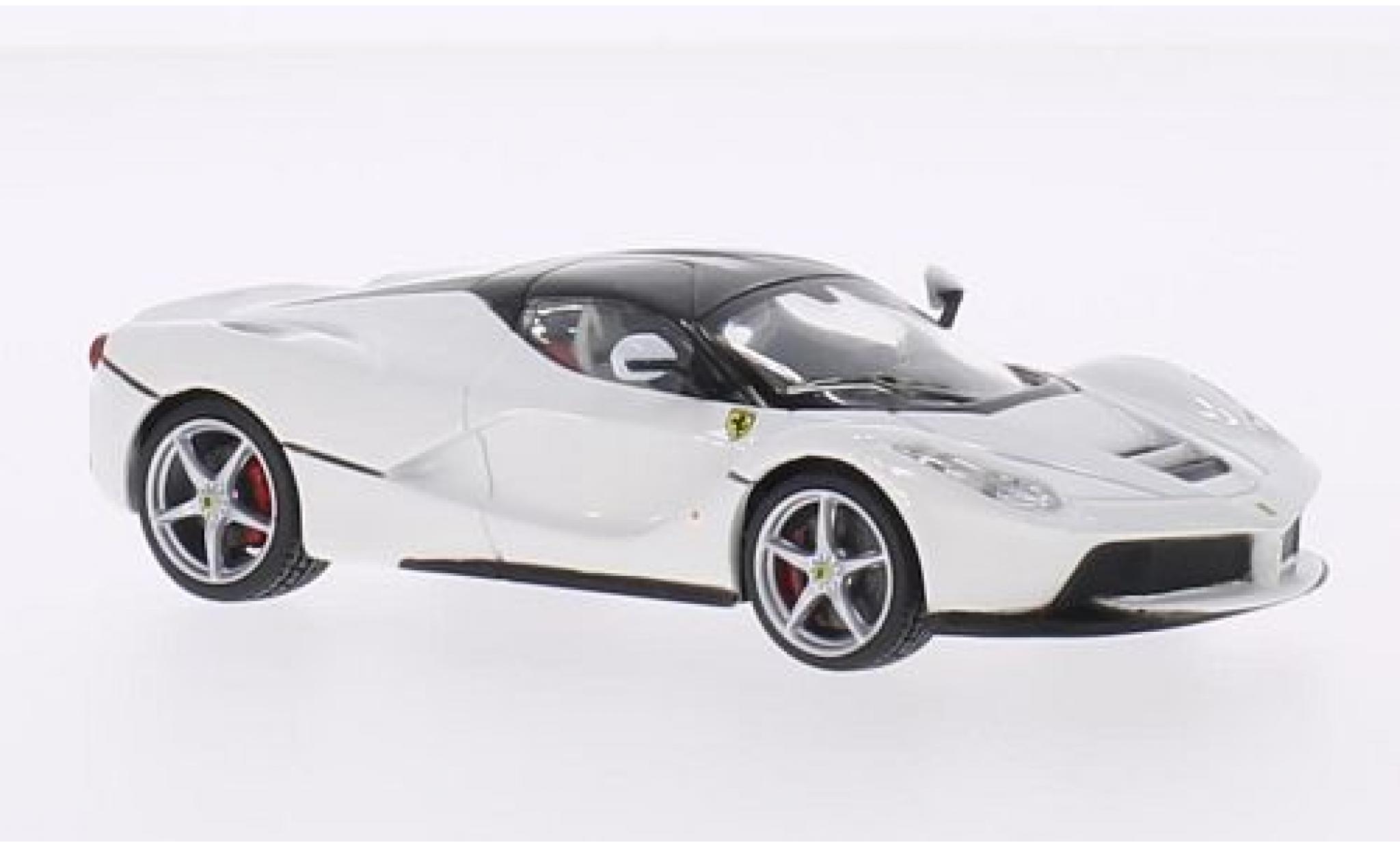 Ferrari LaFerrari 1/43 Burago La bianco modellino in miniatura