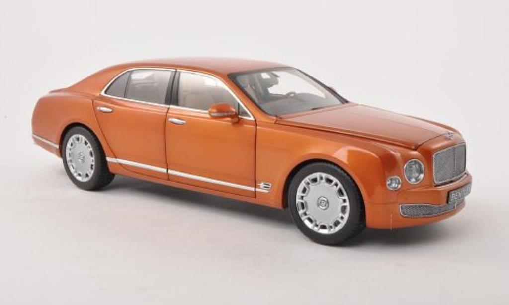 Bentley Mulsanne 1/18 Minichamps orange LHD 2010 modellino in miniatura