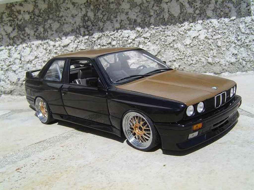Bmw M3 E30 1/18 Minichamps E30 nero swap moteur e36 jantes bbs capot kevlar tuning modellino in miniatura