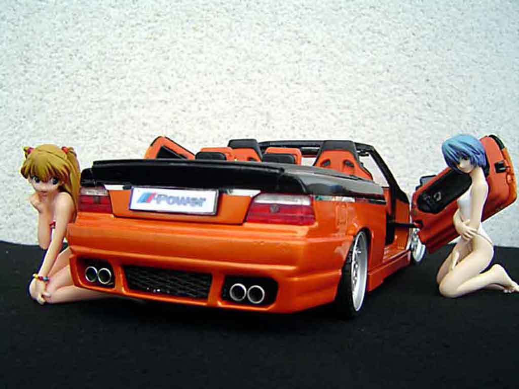 Bmw 325 E36 1/18 Maisto E36 cabriolet jantes rh cup 18 pouces peinture biton orange noir portes papillon modellino in miniatura