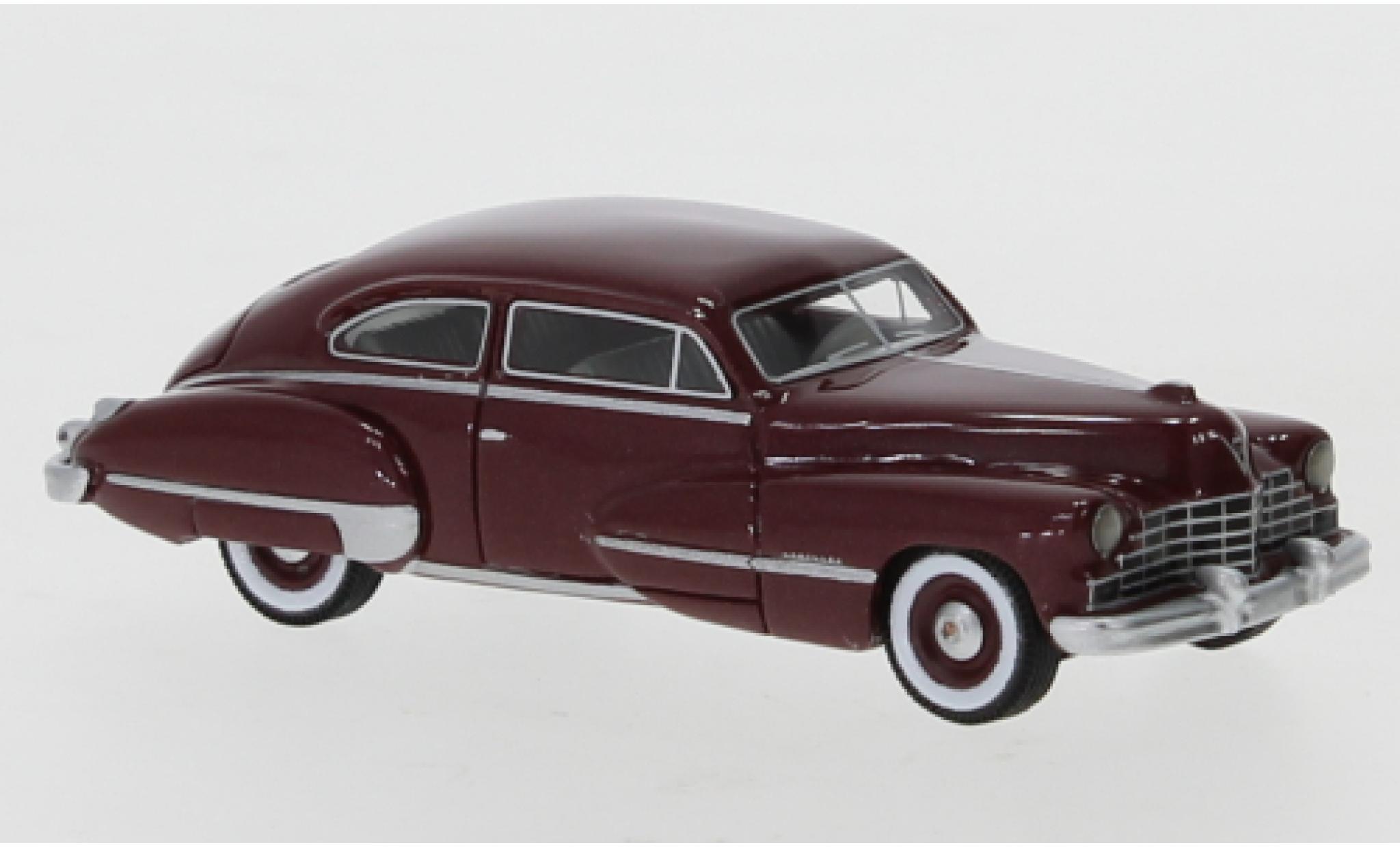 Cadillac Series 62 1/87 BoS Models Club Coupe metallico rosso 1946 modellino in miniatura