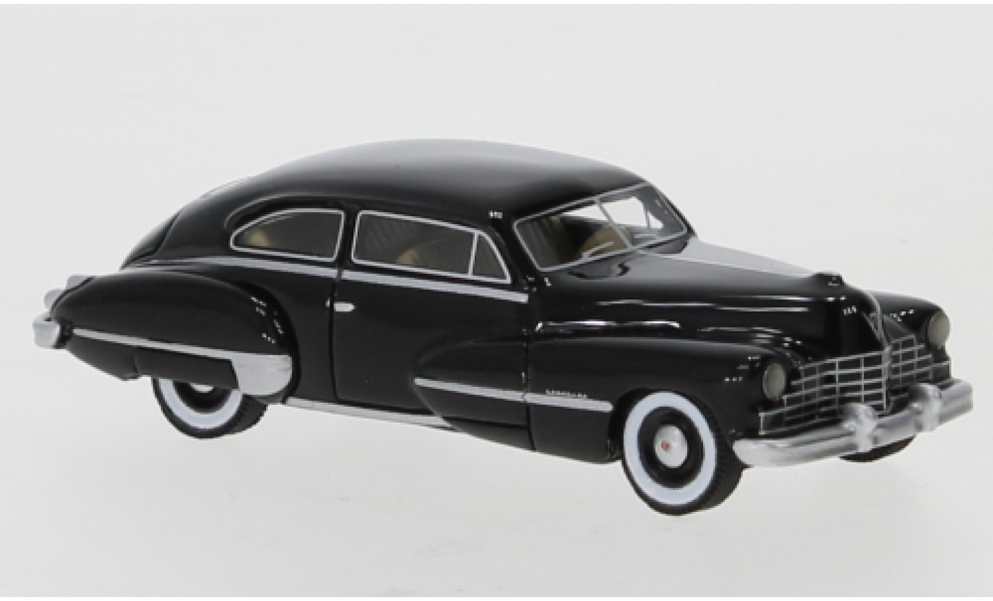 Cadillac Series 62 1/87 BoS Models Club Coupe nero 1946 modellino in miniatura
