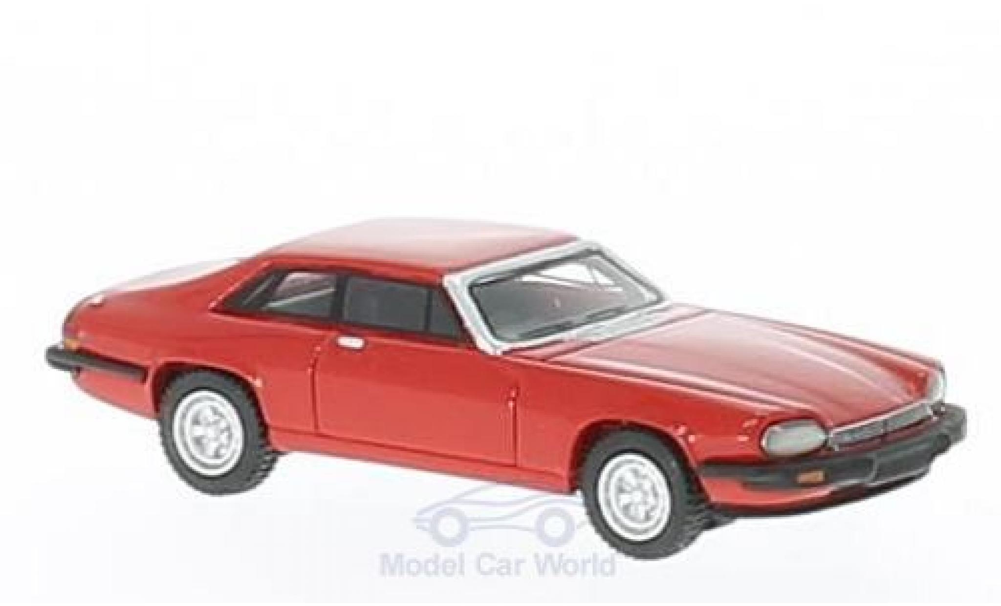 Jaguar XJ 1975 1/87 BoS Models -S rosso RHD 1975 modellino in miniatura