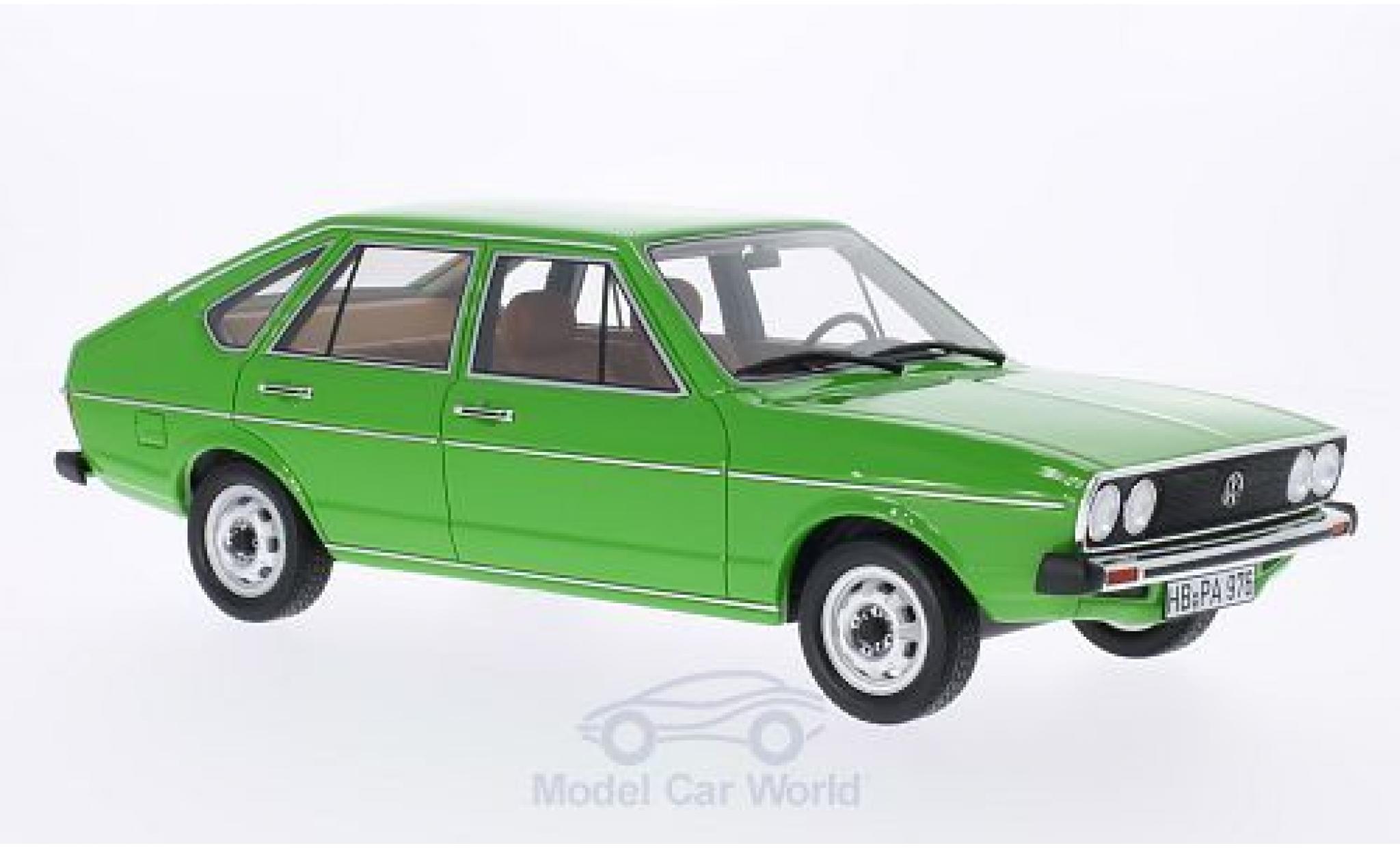 Volkswagen Passat 1/18 BoS Models TS (B1) verde 1976 modellino in miniatura