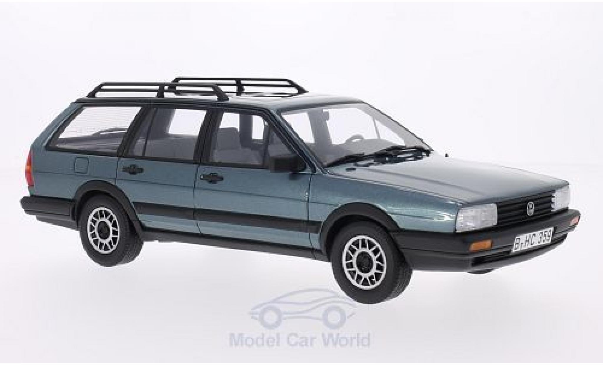 Volkswagen Passat 1/18 BoS Models Variant GT Syncro (B2) metallico blu 1987 modellino in miniatura