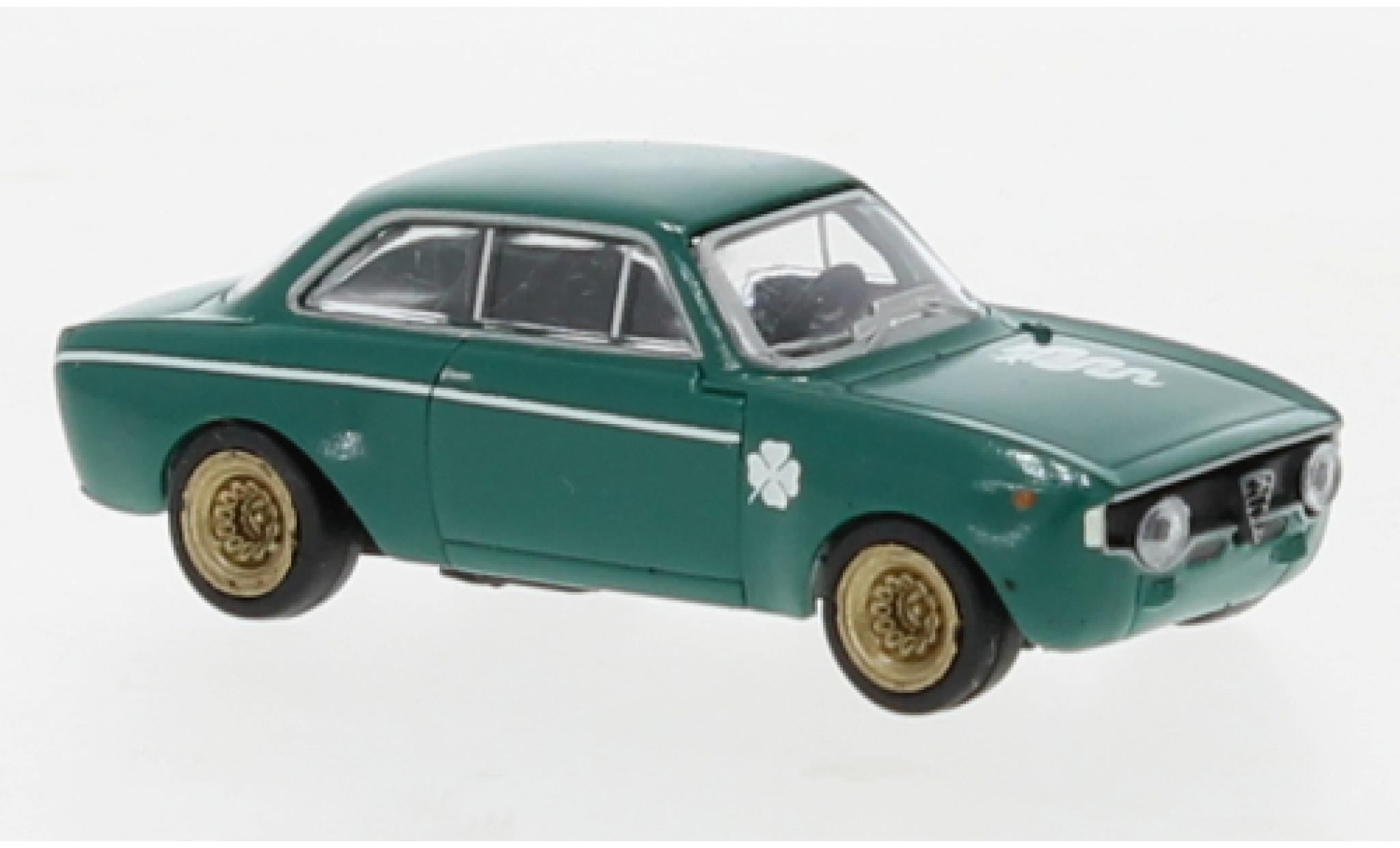 Alfa Romeo GT 1/87 Brekina A 1300 verde 1971 modellino in miniatura