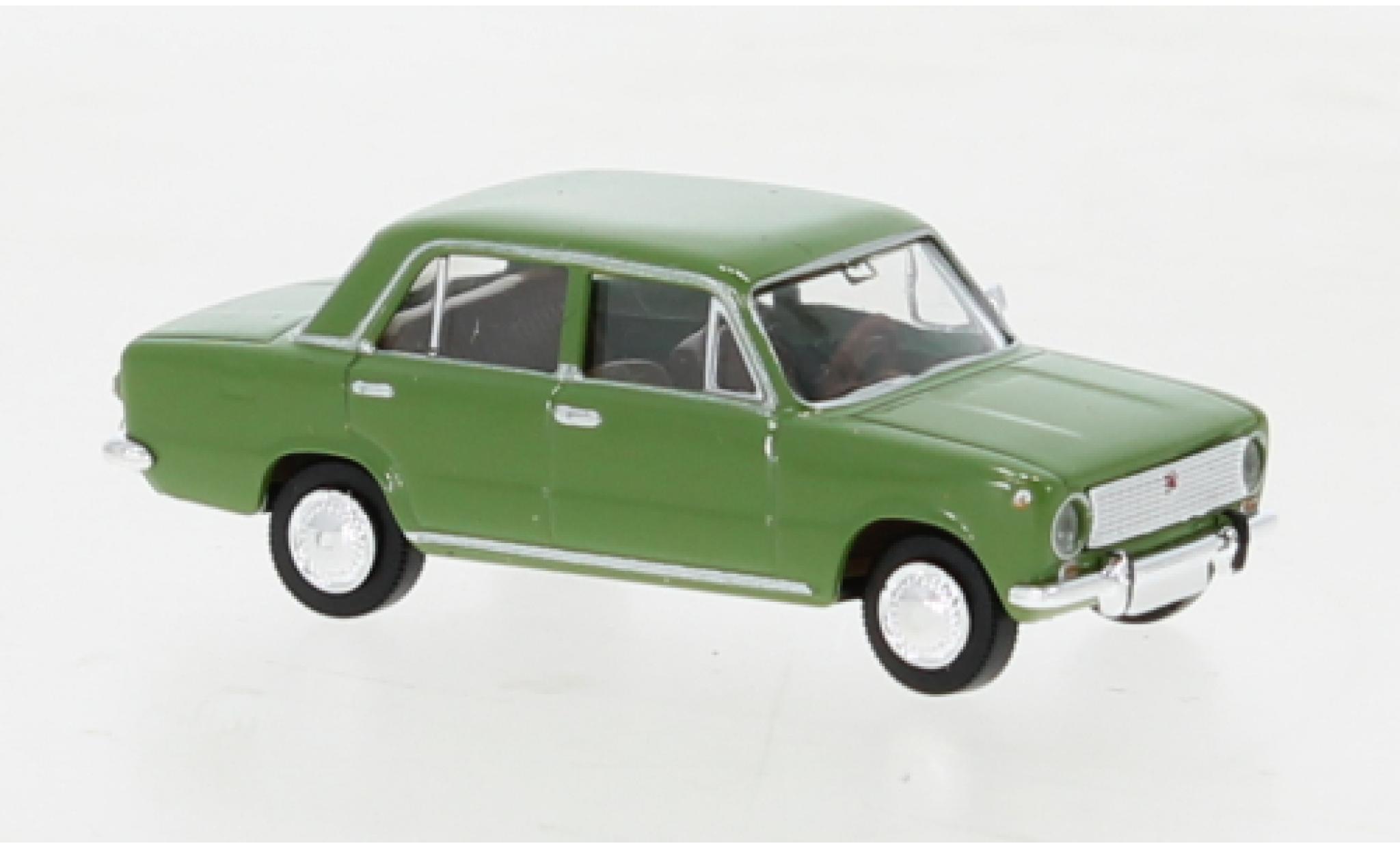 Fiat 124 1/87 Brekina vert 1966 modellino in miniatura