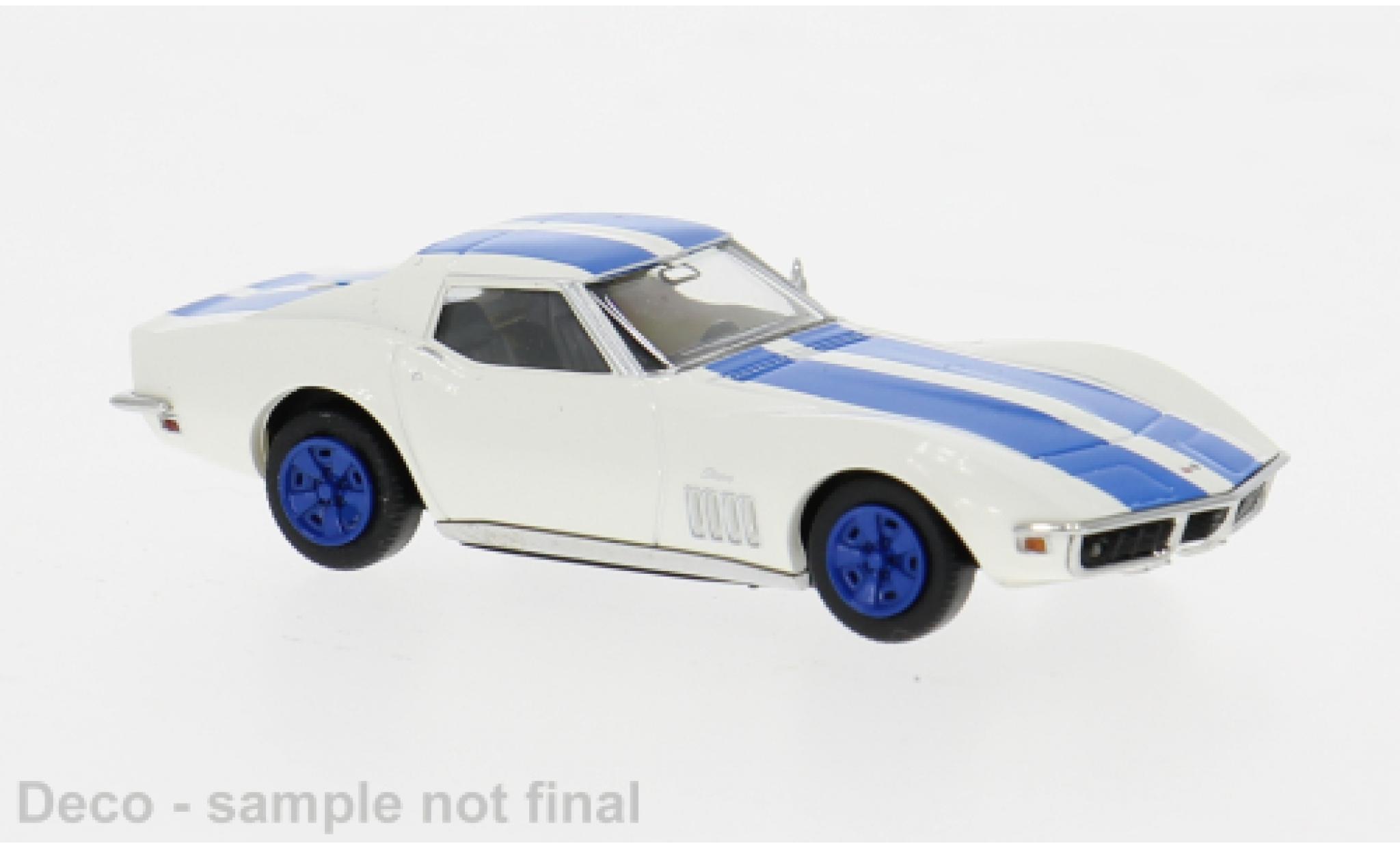 Chevrolet Corvette 1/87 Brekina C3 weiss/blau 1967 1:87 modellino in miniatura