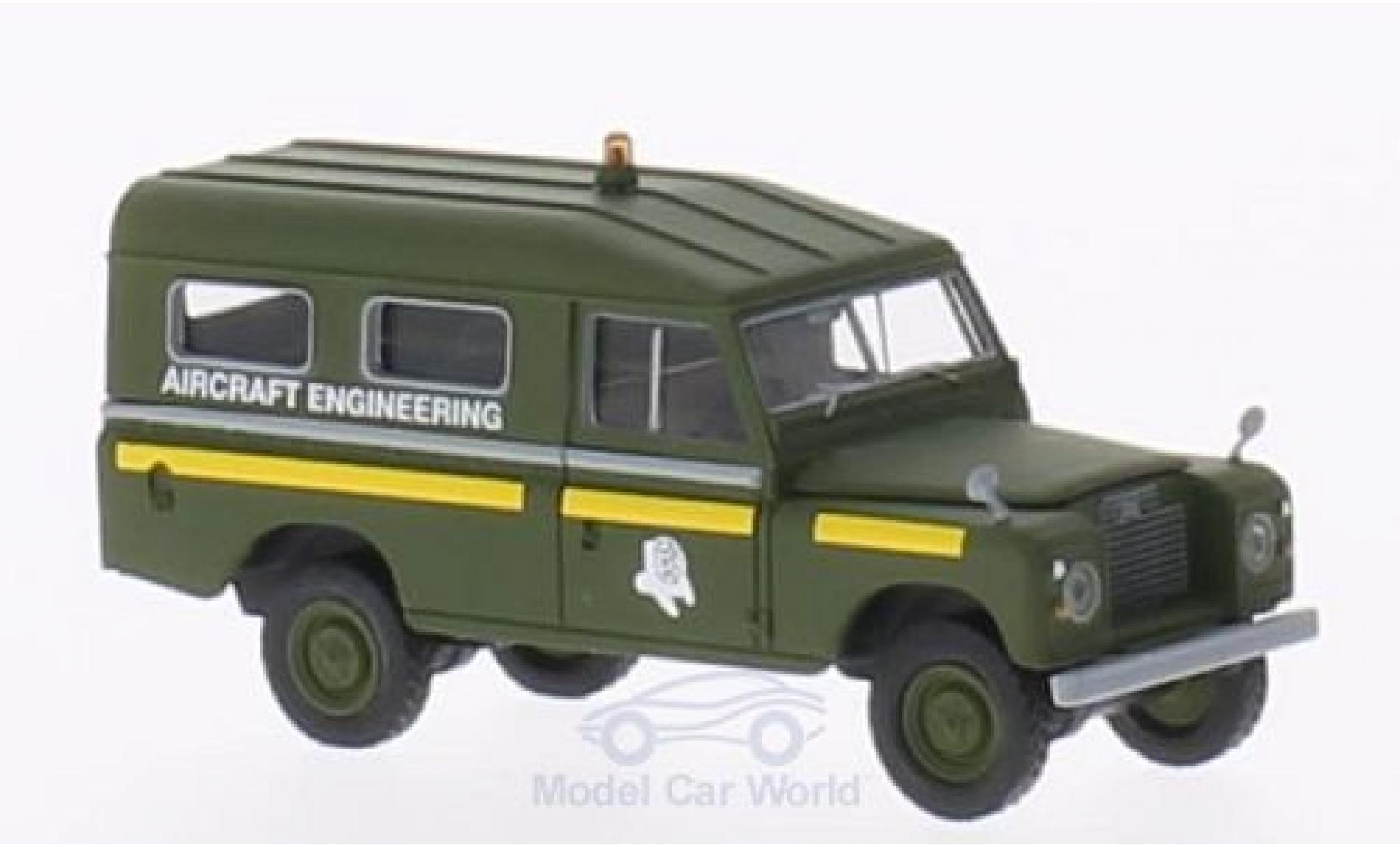 Land Rover 109 1/18 Brekina County Station Wagon RAF Aircraft Engineering (GB) oliv modellino in miniatura