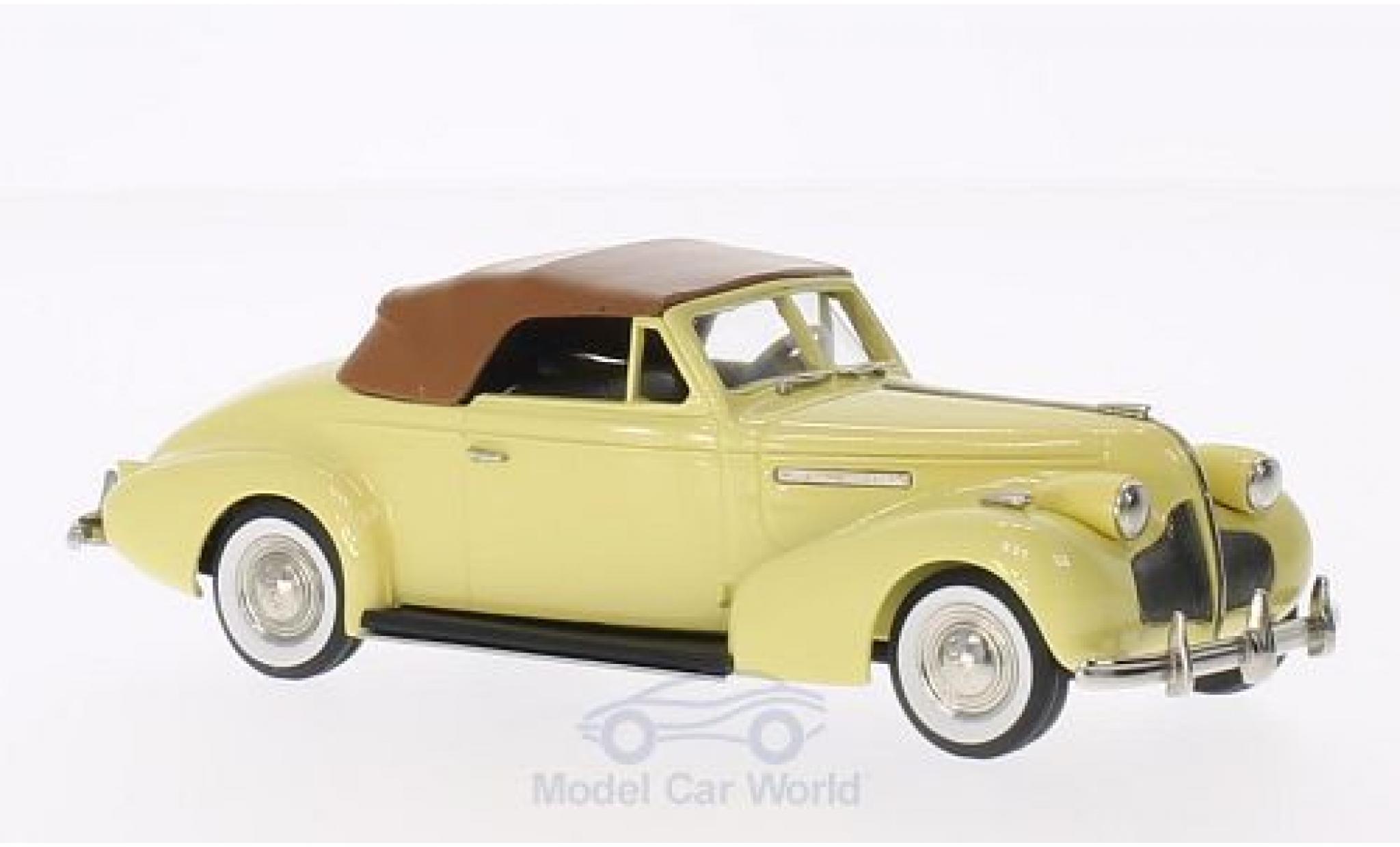 Buick Century 1/43 Brooklin Convertibile Coupe M66-C giallo/marroneee 1939 modellino in miniatura