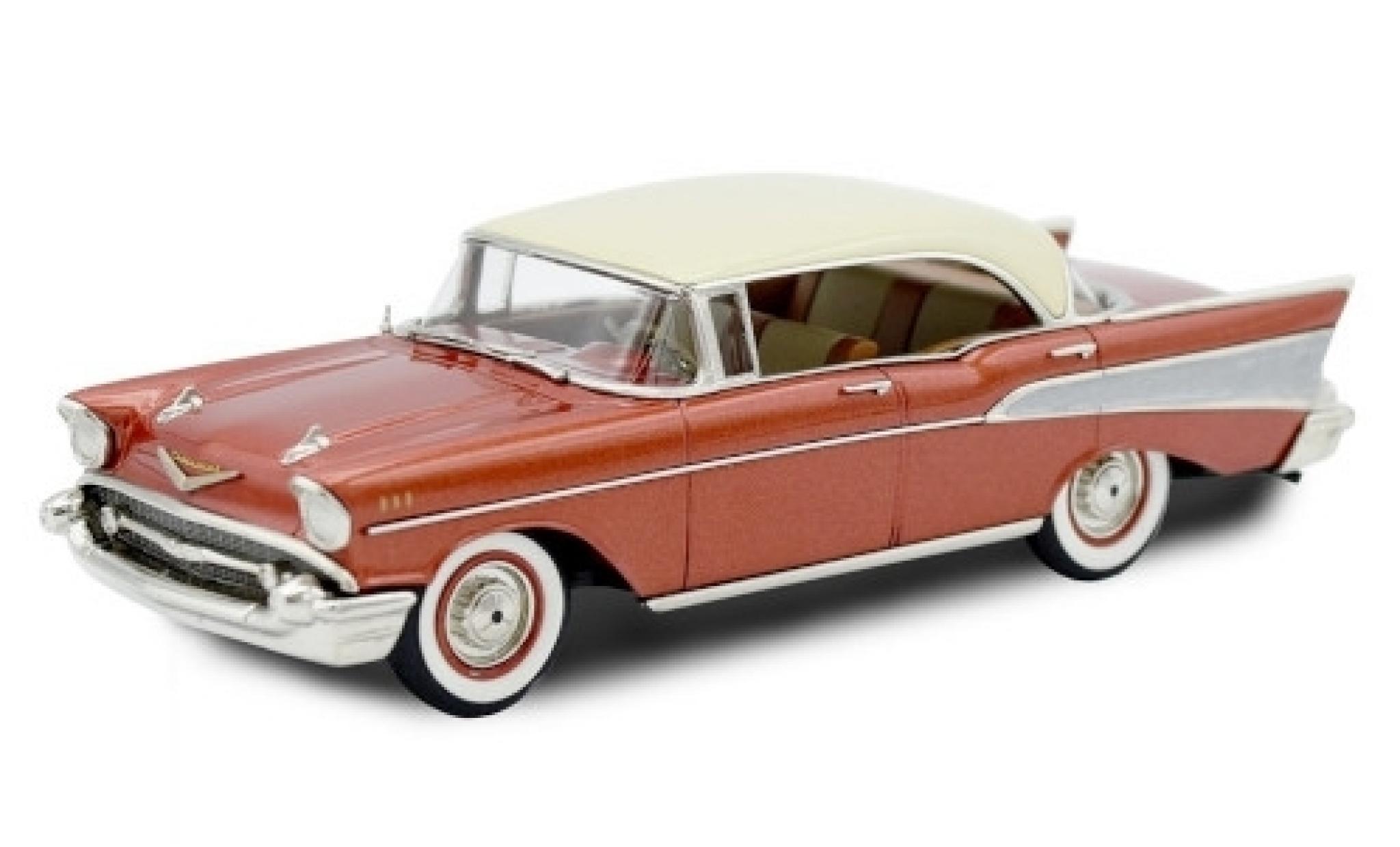 Chevrolet Bel Air 1/43 Brooklin 4-door Hardtop metallico kupfer/beige 1957 modellino in miniatura