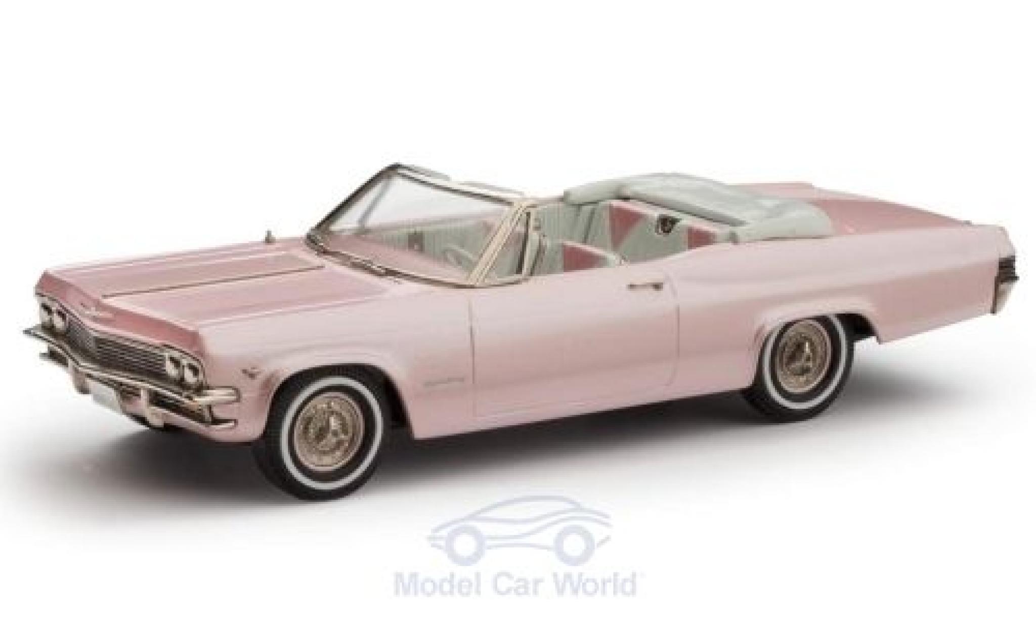 Chevrolet Impala 1/43 Brooklin Convertibile metallico rosa 1965 modellino in miniatura