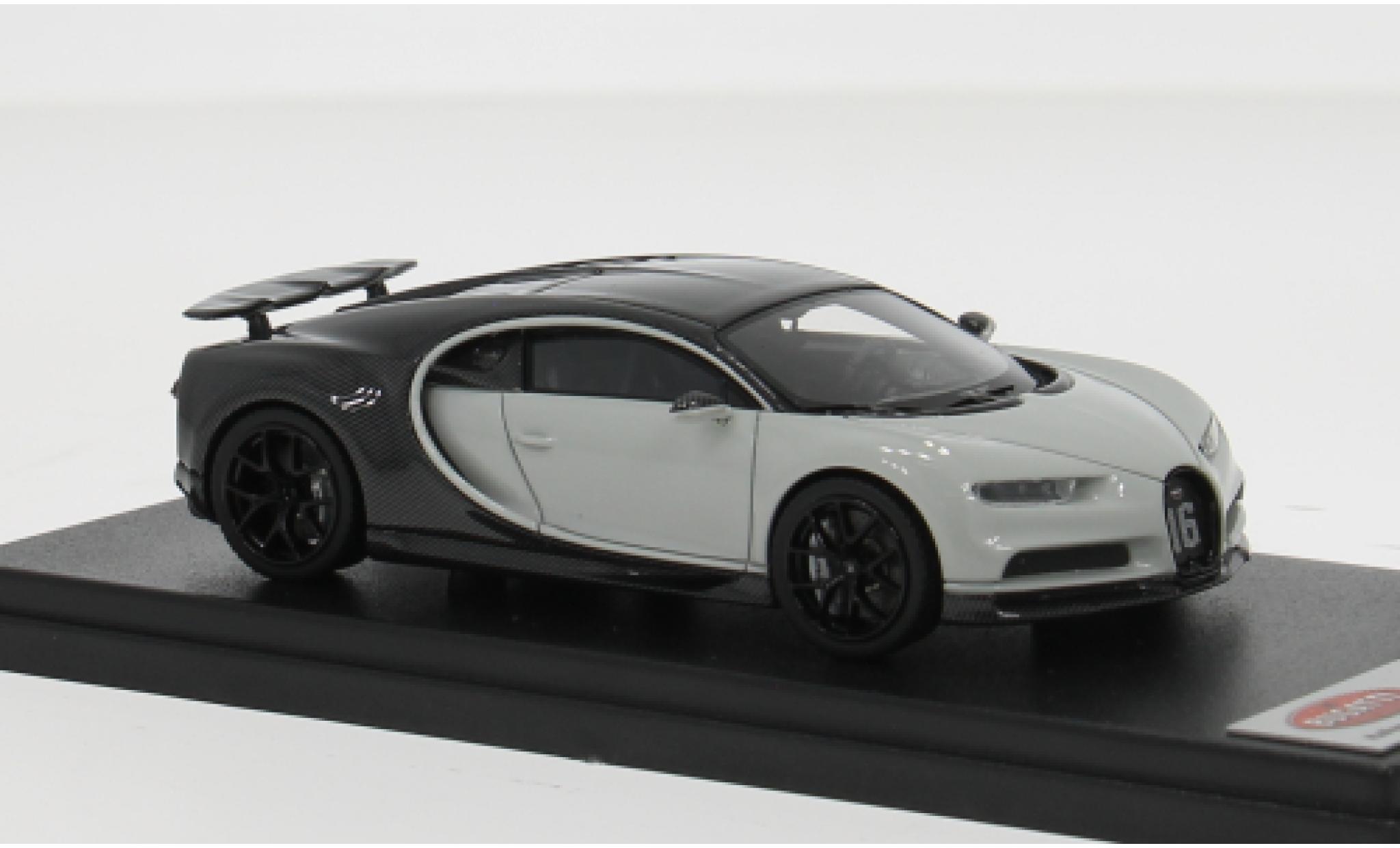 Bugatti Chiron 1/43 Look Smart Sport grau/silber 1:43 modellino in miniatura