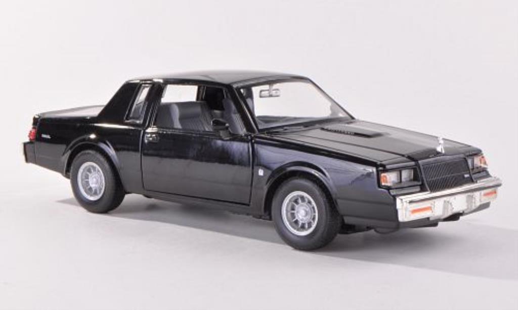 Buick Regal 1/24 Motormax nero 1987 modellino in miniatura
