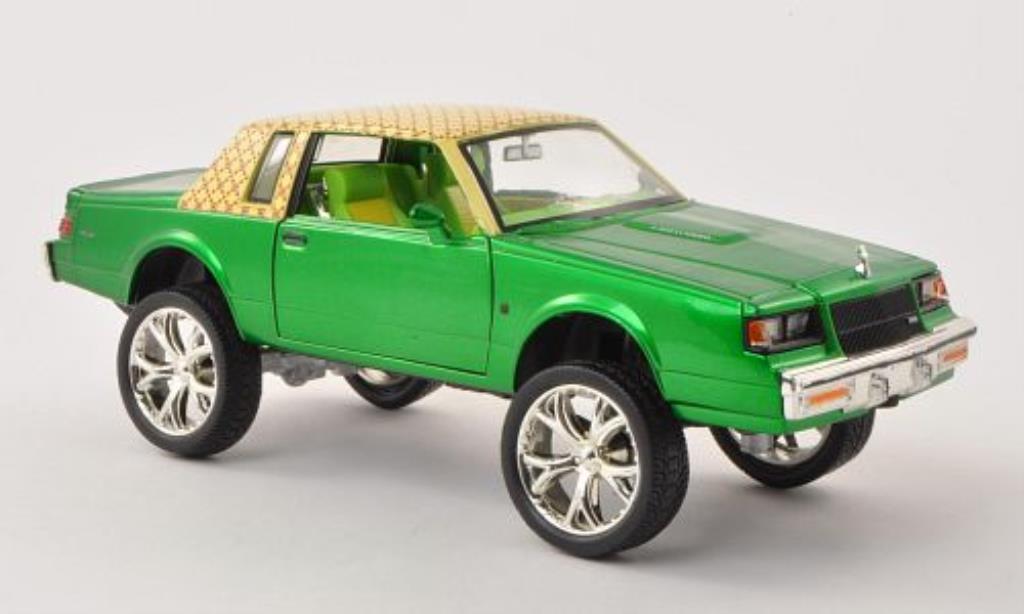 Buick Regal 1/24 Motormax Tuning grun/giallo mit Dekor 1987 modellino in miniatura