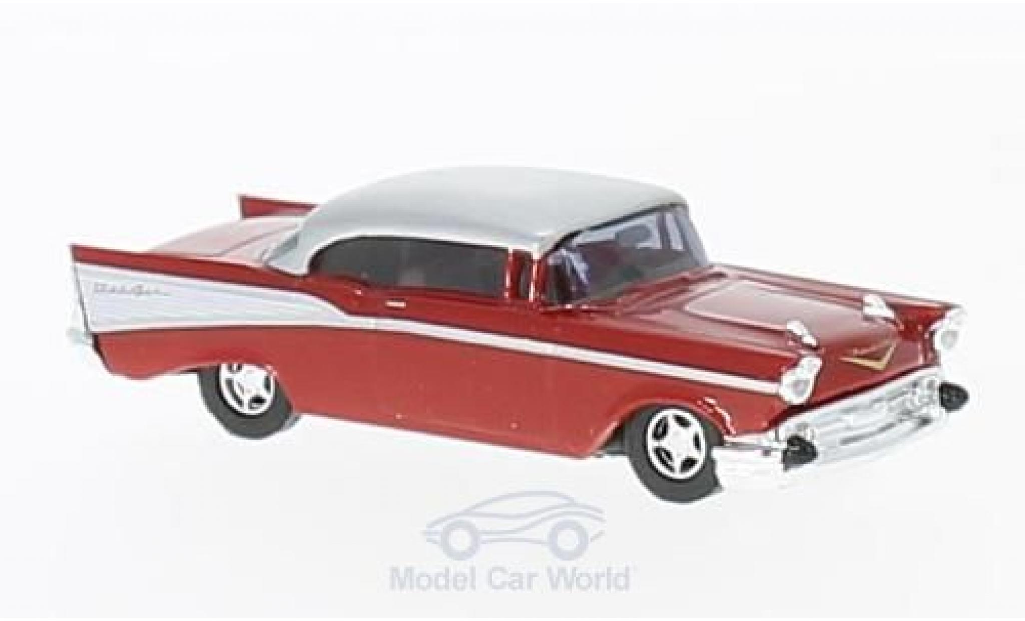 Chevrolet Bel Air 1957 1/87 Busch metallico rosso/grigio 1957 modellino in miniatura