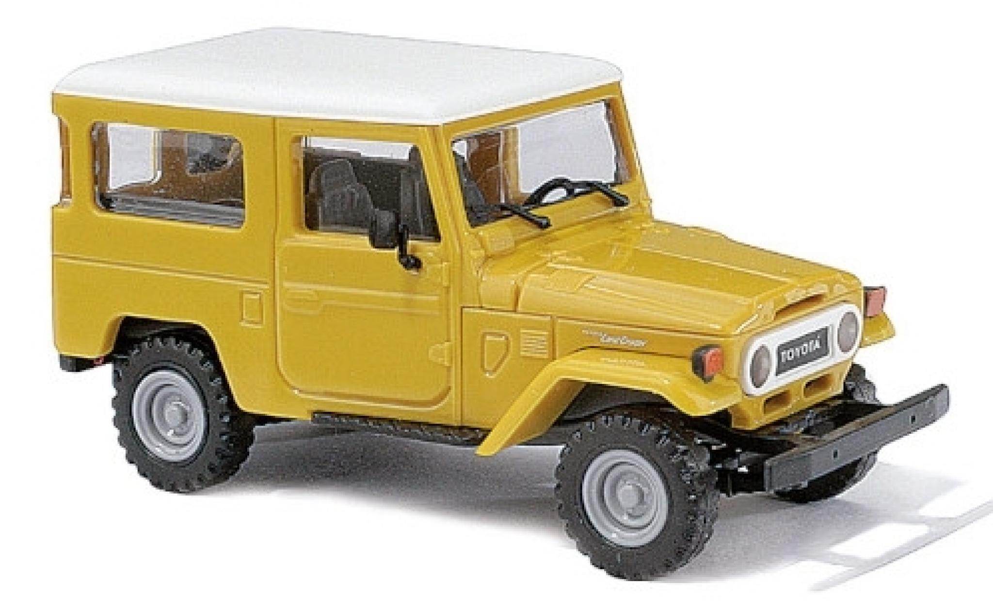 Toyota Land Cruiser 1/87 Busch J4 giallo/bianco 1960 modellino in miniatura