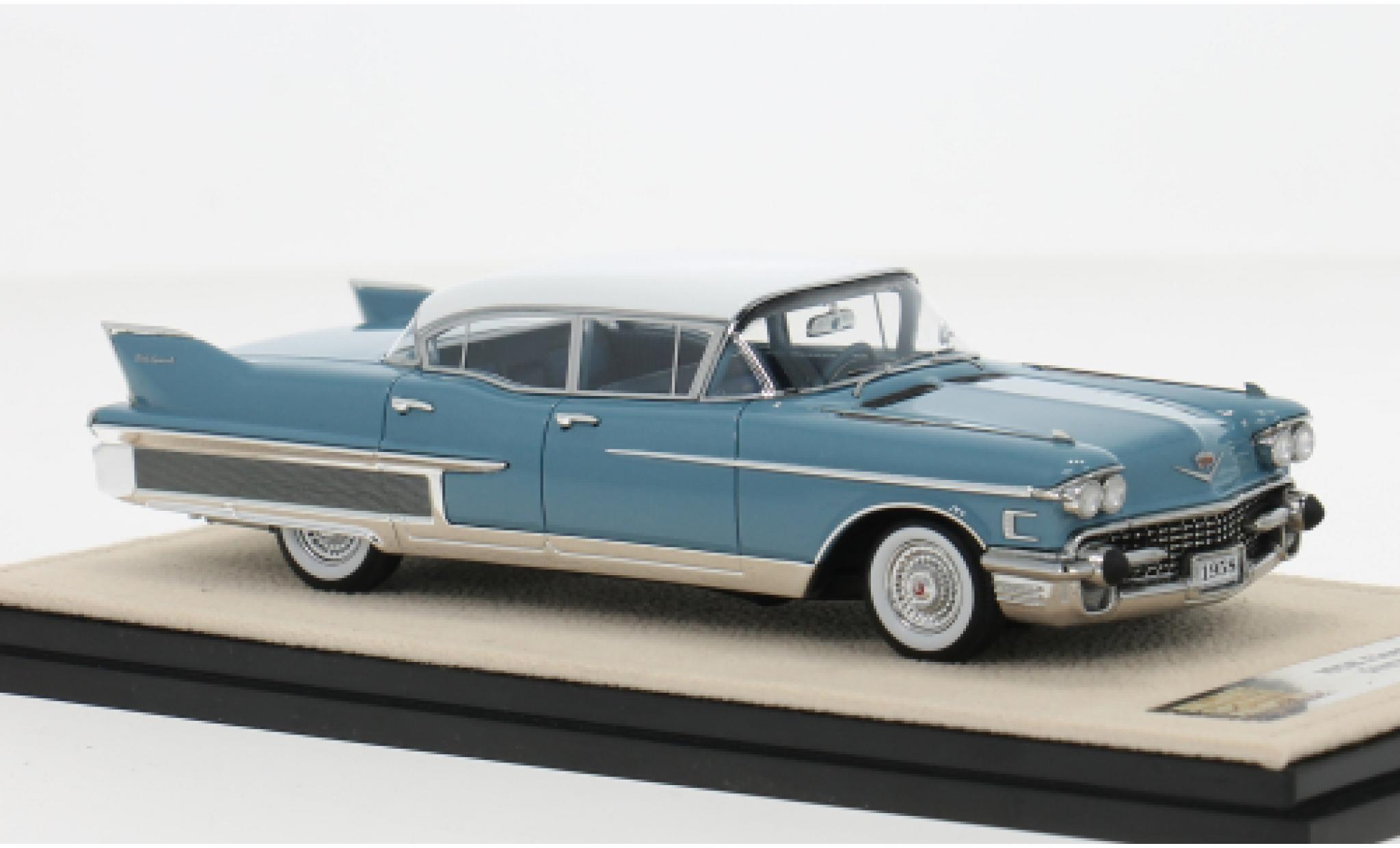 Cadillac Fleetwood 1/43 Stamp Models Sixty Special blau/weiss 1958 1:43 modellino in miniatura
