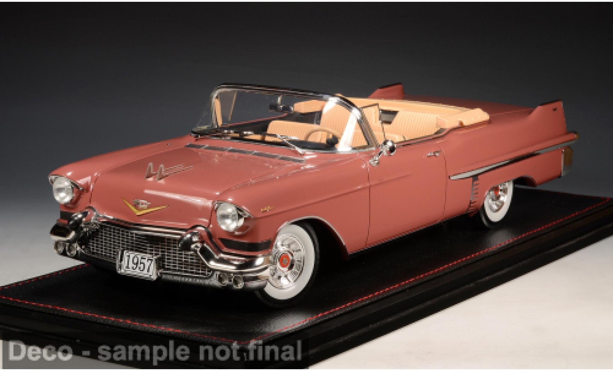 Cadillac Series 62 1/18 Stamp Models Cabriolet rosa 1957 1:18 modellino in miniatura