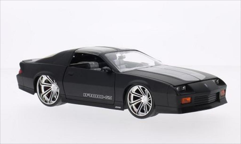 Chevrolet Camaro Z28 1/24 Jada Toys Z28 IROC-Z Tuning matt-nero/grigio 1985 modellino in miniatura