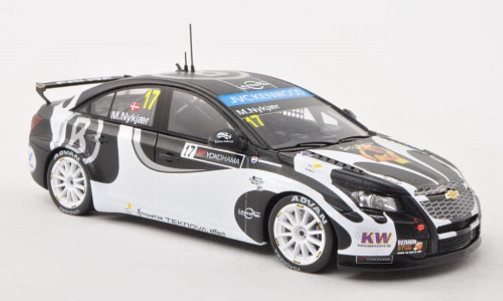 Chevrolet Cruze 1/43 Spark 1.6T No.17 Nika Racing WTCC 2013 modellino in miniatura