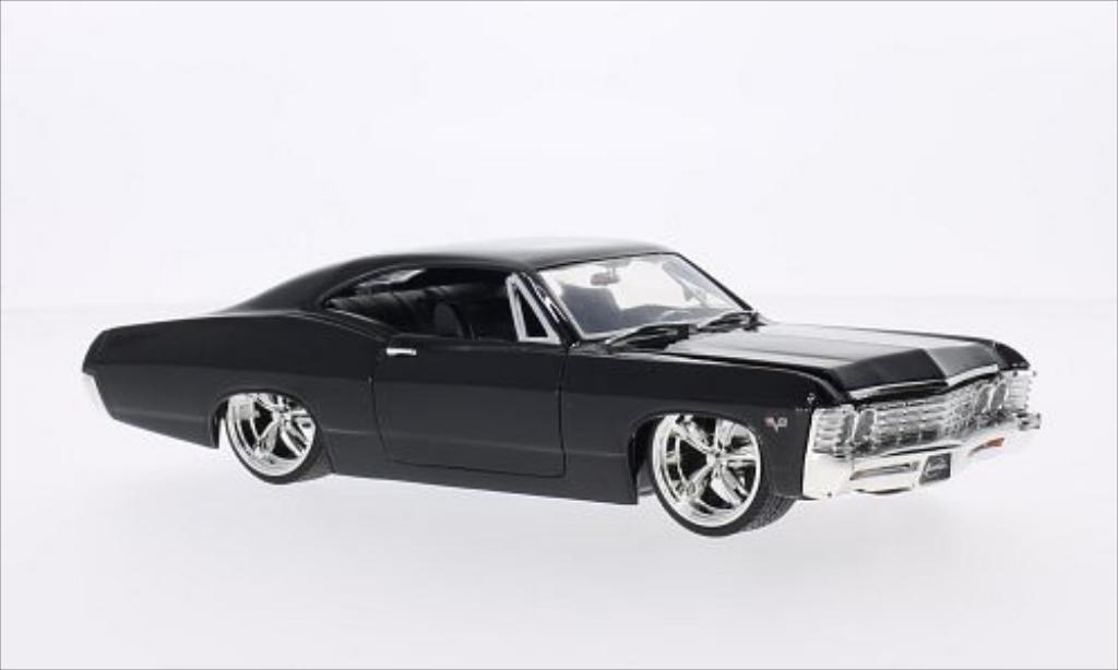 Chevrolet Impala 1/24 Jada Toys SS Tuning nero 1967 modellino in miniatura