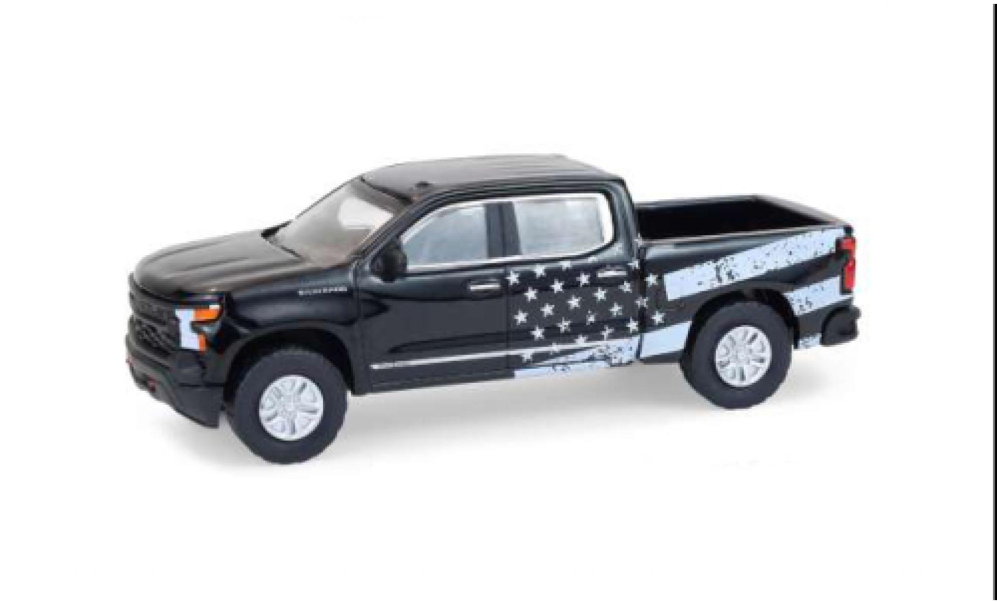 Chevrolet Silverado 1/64 Greenlight blau/blau 2023 1:64 modellino in miniatura
