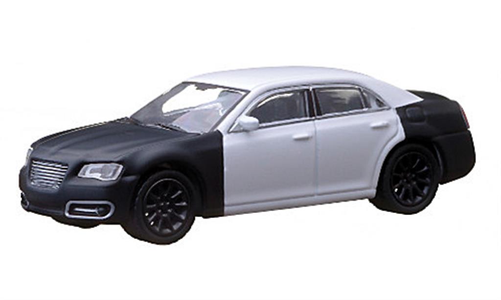 Chrysler 300C 1/64 Greenlight bianco/matt-nero 2013 modellino in miniatura