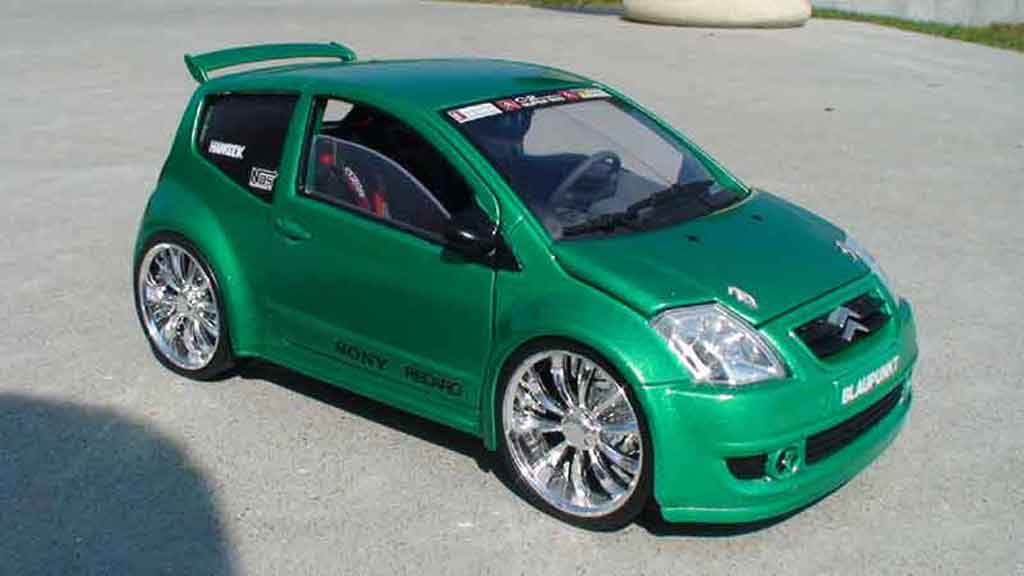 Citroen C2 tuning 1/18 Solido tuning vts jantes 18 pouces tuning modellino in miniatura