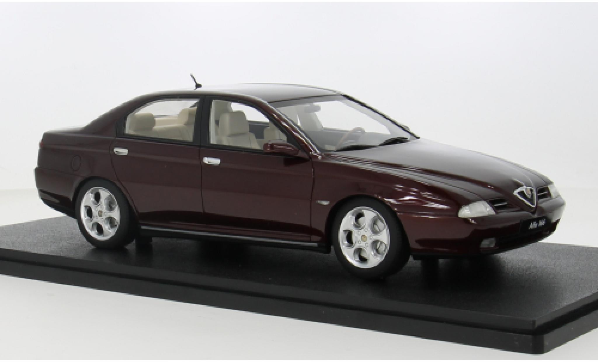 Alfa Romeo 166 1/18 Cult Scale Models Super 3.0 rot 1998 1:18 modellino in miniatura