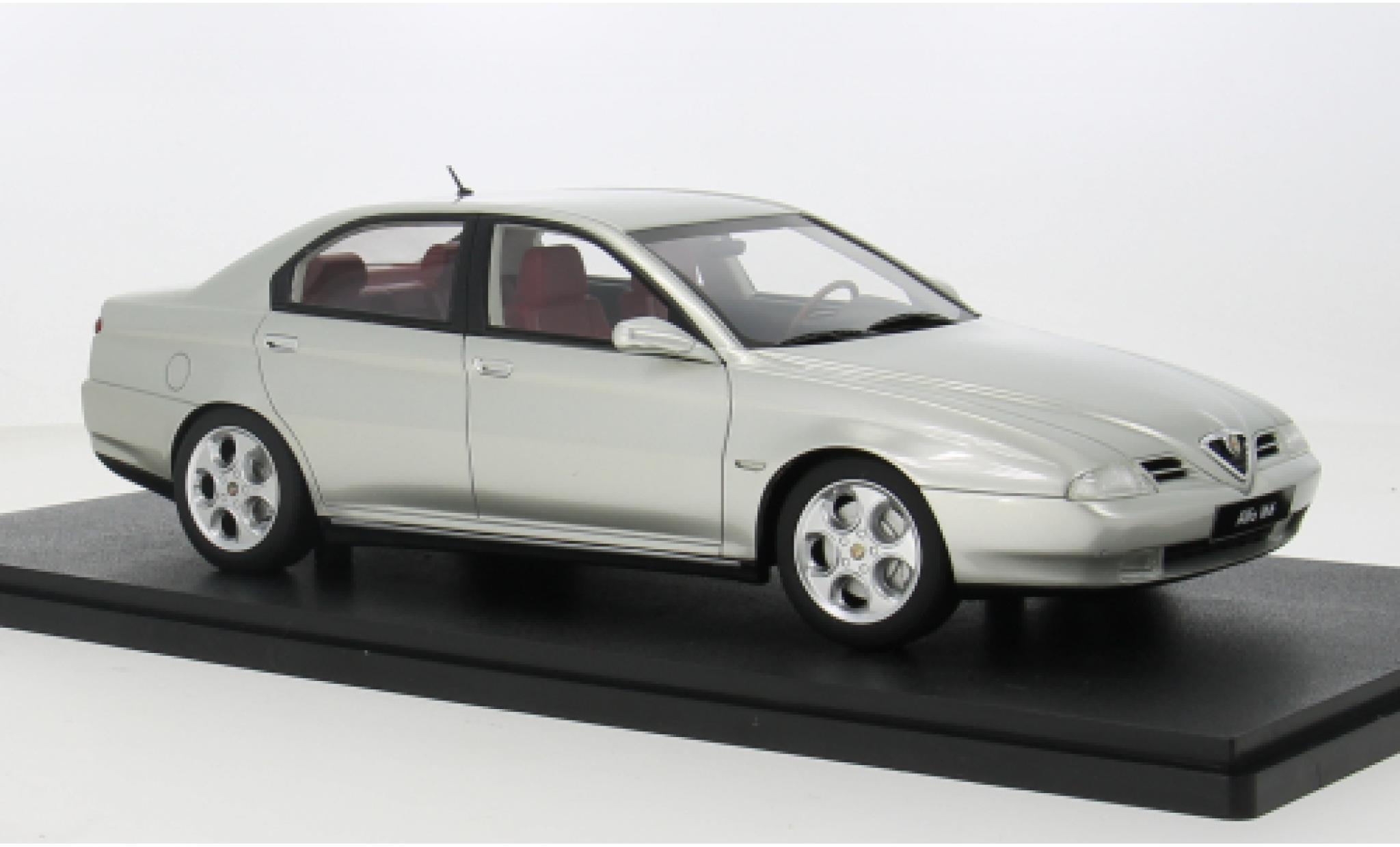 Alfa Romeo 166 1/18 Cult Scale Models Super 3.0 silber 1998 1:18 modellino in miniatura