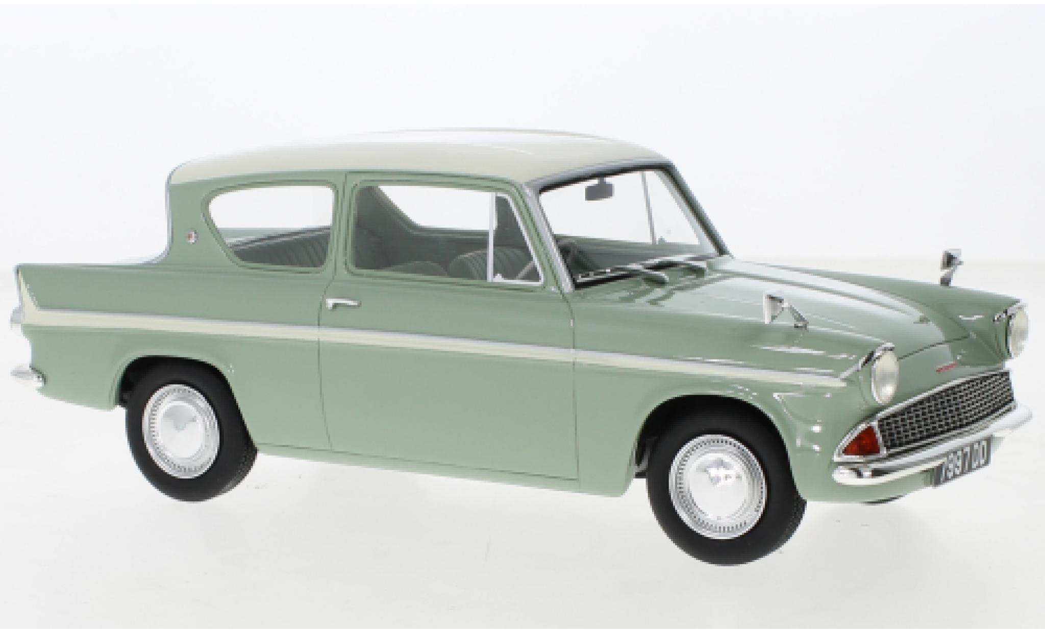 Ford Anglia 1/18 Cult Scale Models 105E verde/beige RHD 1961 modellino in miniatura