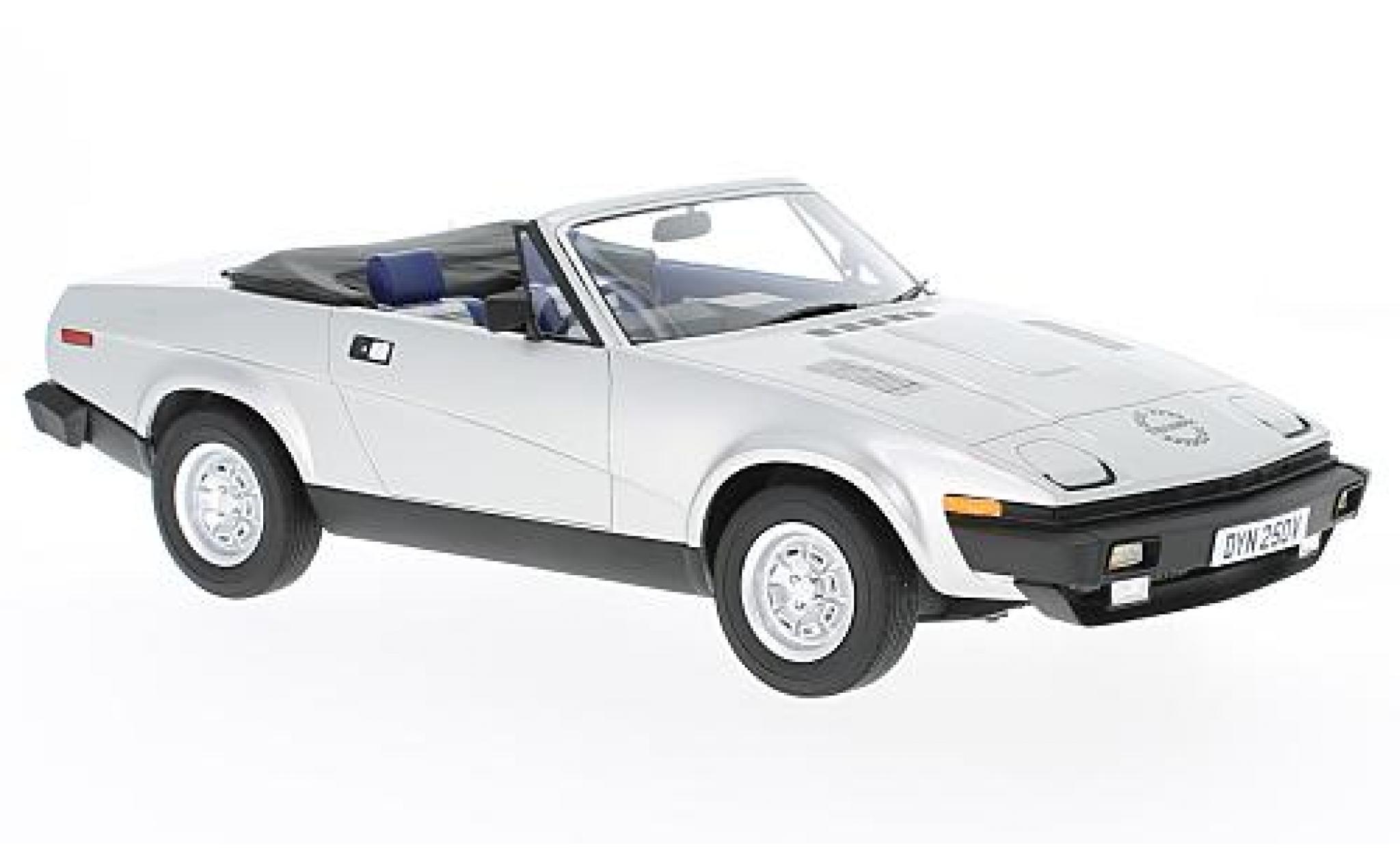 Triumph TR7 1/18 Cult Scale Models DHC d RHD 1980 modellino in miniatura