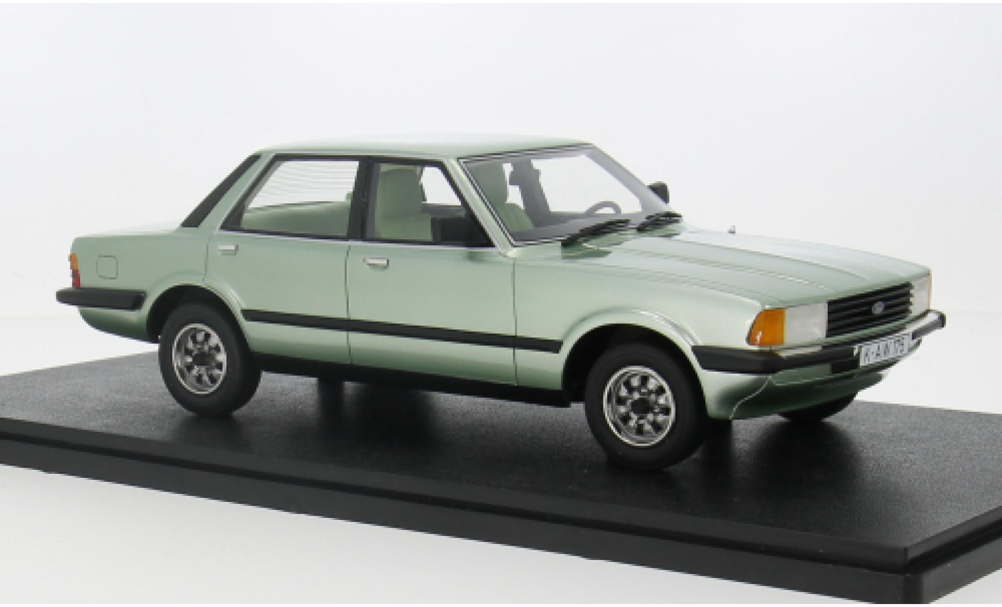 Ford Taunus 1/18 Cult Scale Models TC4 grün 1980 1:18 modellino in miniatura