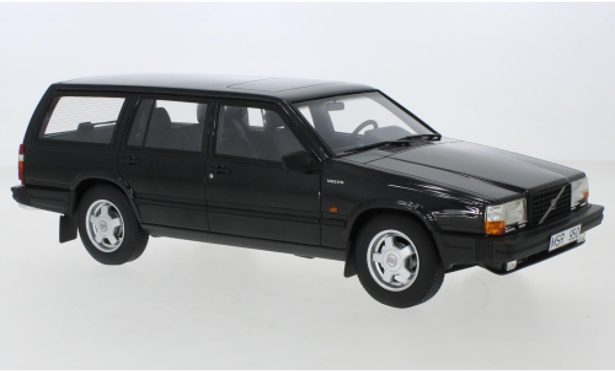 Volvo 740 1/18 Cult Scale Models Turbo Estate metallico nero 1988 modellino in miniatura