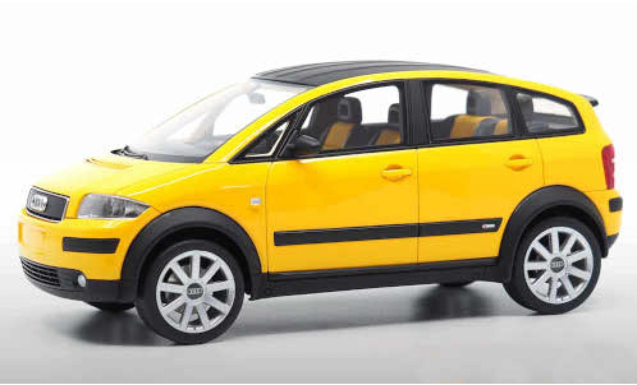 Audi A2 1/18 DNA Collectibles giallo modellino in miniatura