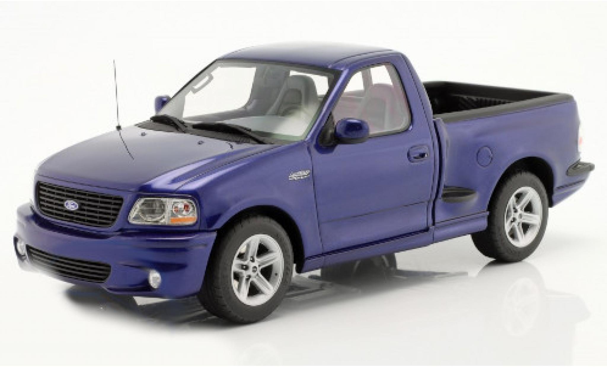 Ford F-1 1/18 DNA Collectibles 50 SVT Lightning blu 2003 modellino in miniatura