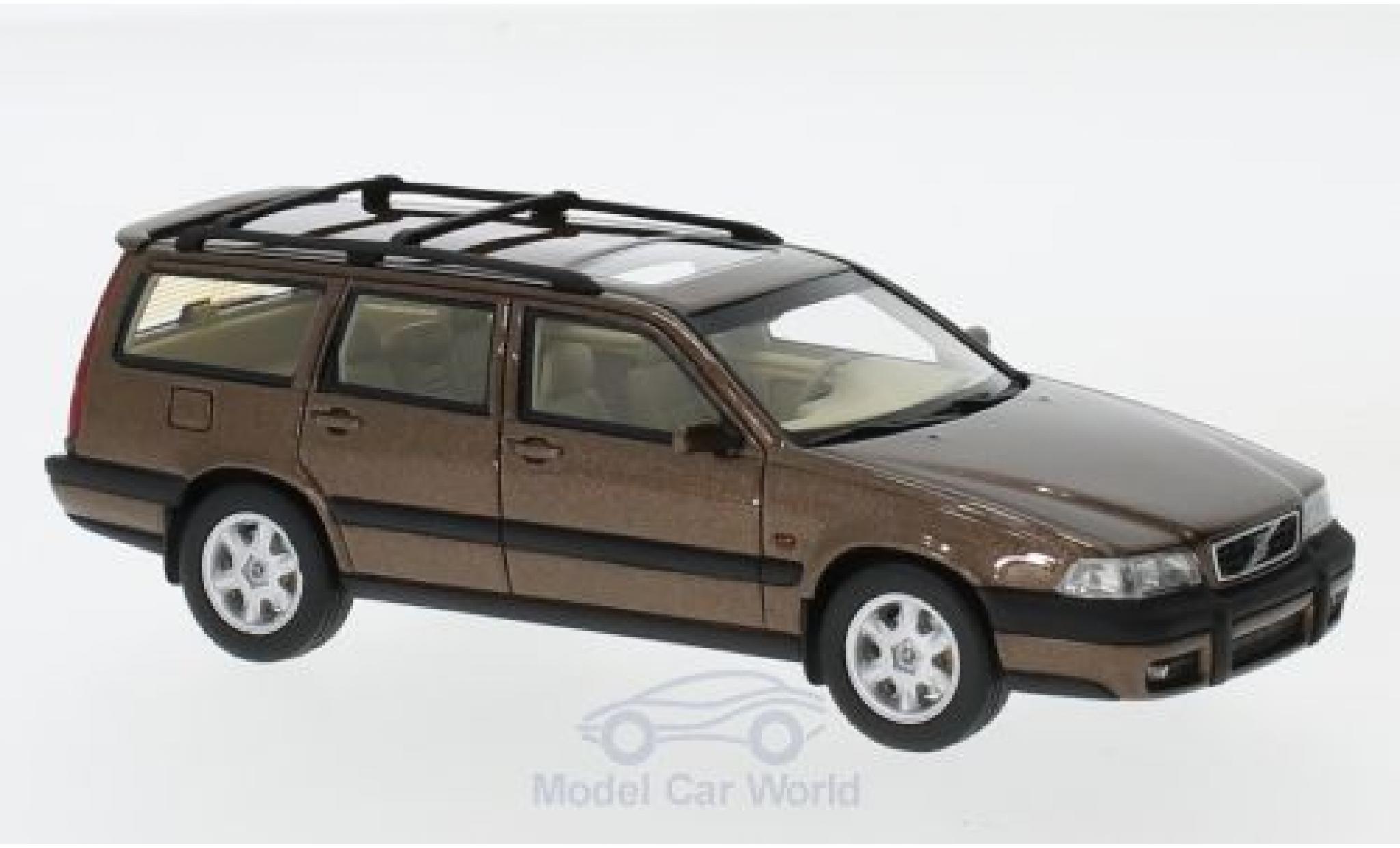 Volvo V70 1/43 DNA Collectibles XC metallico beige 1997 modellino in miniatura