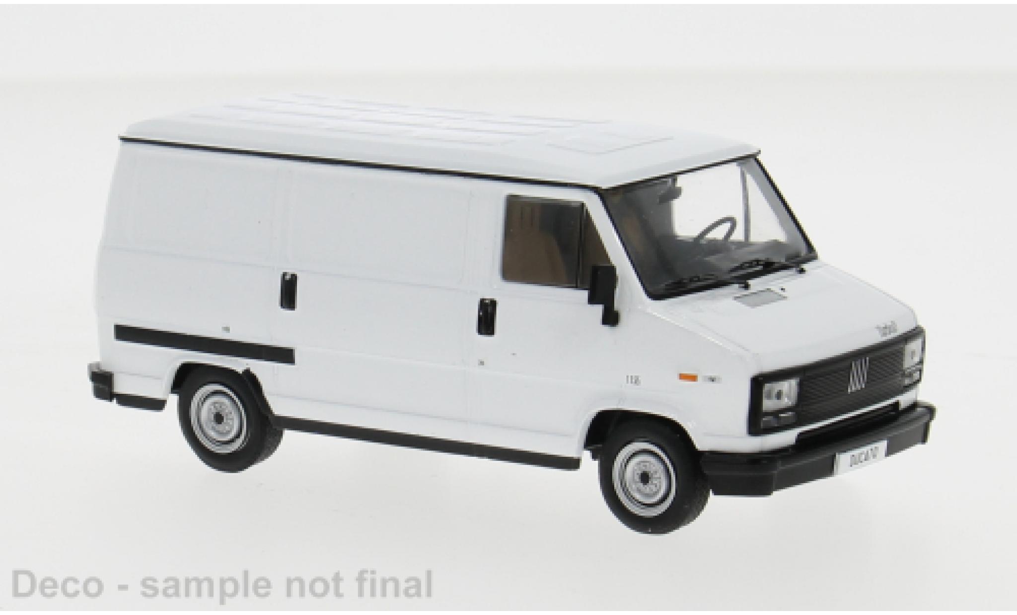 Fiat Ducato 1/43 IXO weiss 1:43 modellino in miniatura