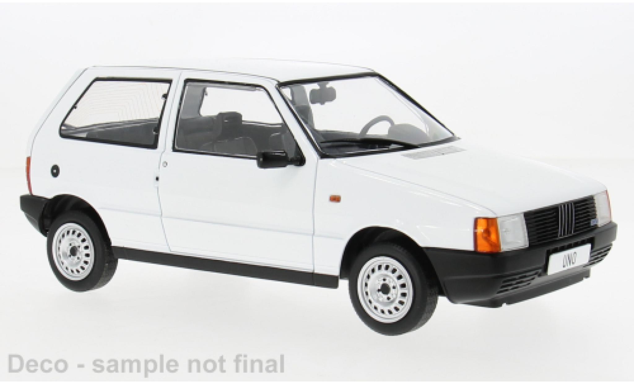 Fiat Uno 1/18 MCG weiss 1984 1:18 modellino in miniatura