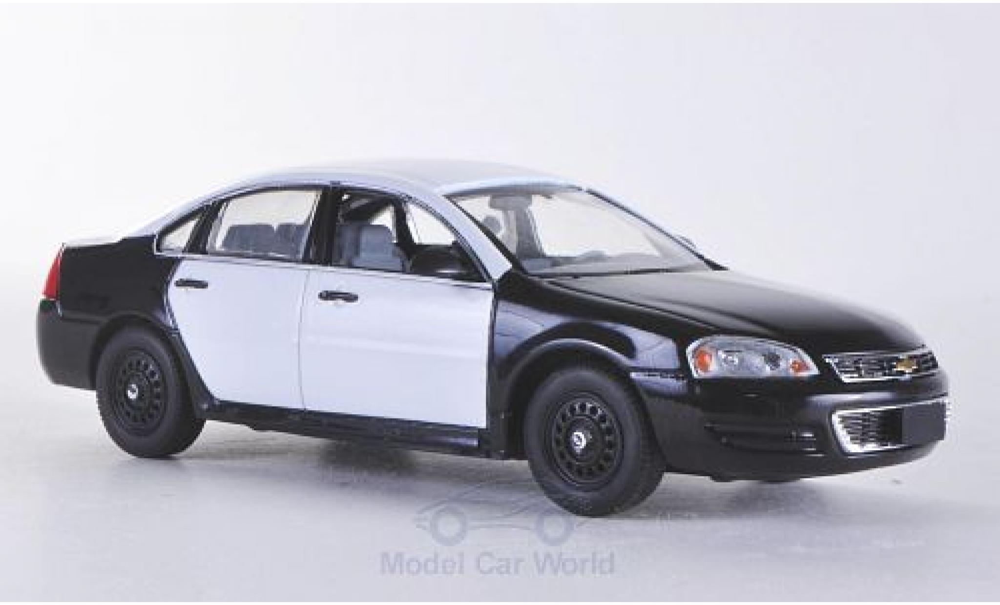 Chevrolet Impala 1/43 First Response nero/bianco 2011 mit Polizei-Zubehör modellino in miniatura