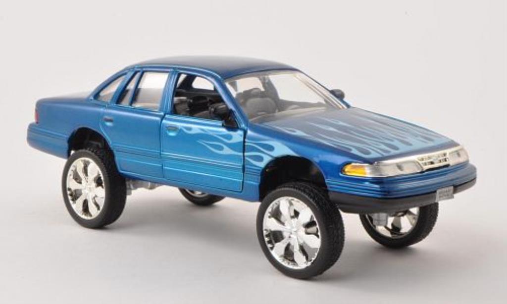 Ford Crown 1/24 Motormax Victoria Tuning blu mit Dekor 1998 modellino in miniatura