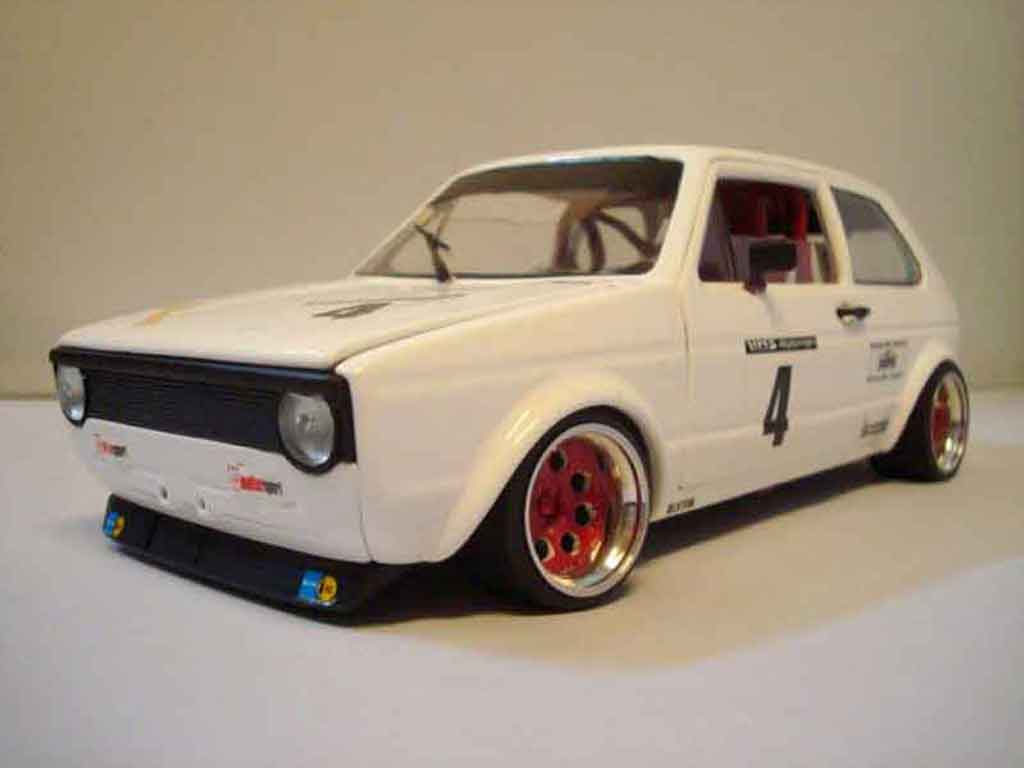 Volkswagen Golf 1 GTI 1/18 Solido Berg Cup 1 GTI bianco jantes rosso modellino in miniatura
