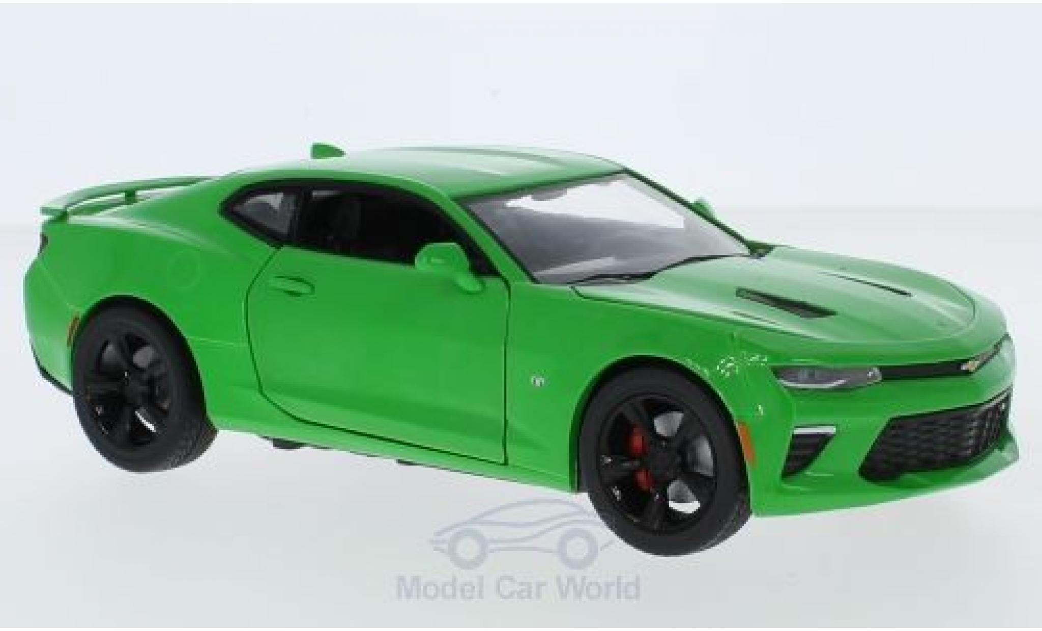 Chevrolet Camaro SS 1/24 Greenlight SS verde 2017 modellino in miniatura